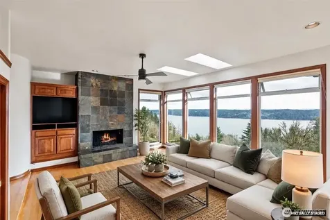 14815 14th Avenue NW Gig Harbor WA 98332