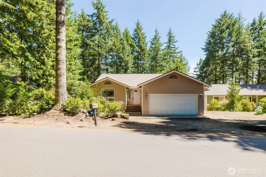 90 E Susan Lane Union WA 98592