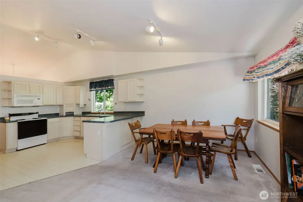 90 E Susan Lane Union WA 98592