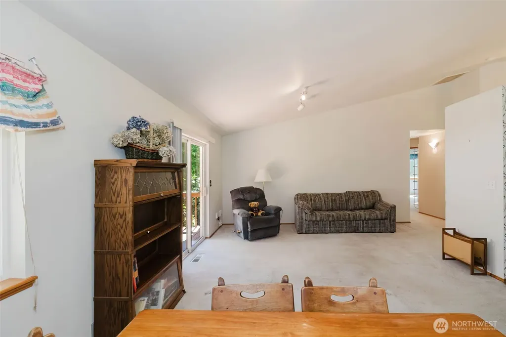90 E Susan Lane Union WA 98592