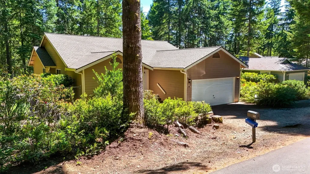 90 E Susan Lane Union WA 98592