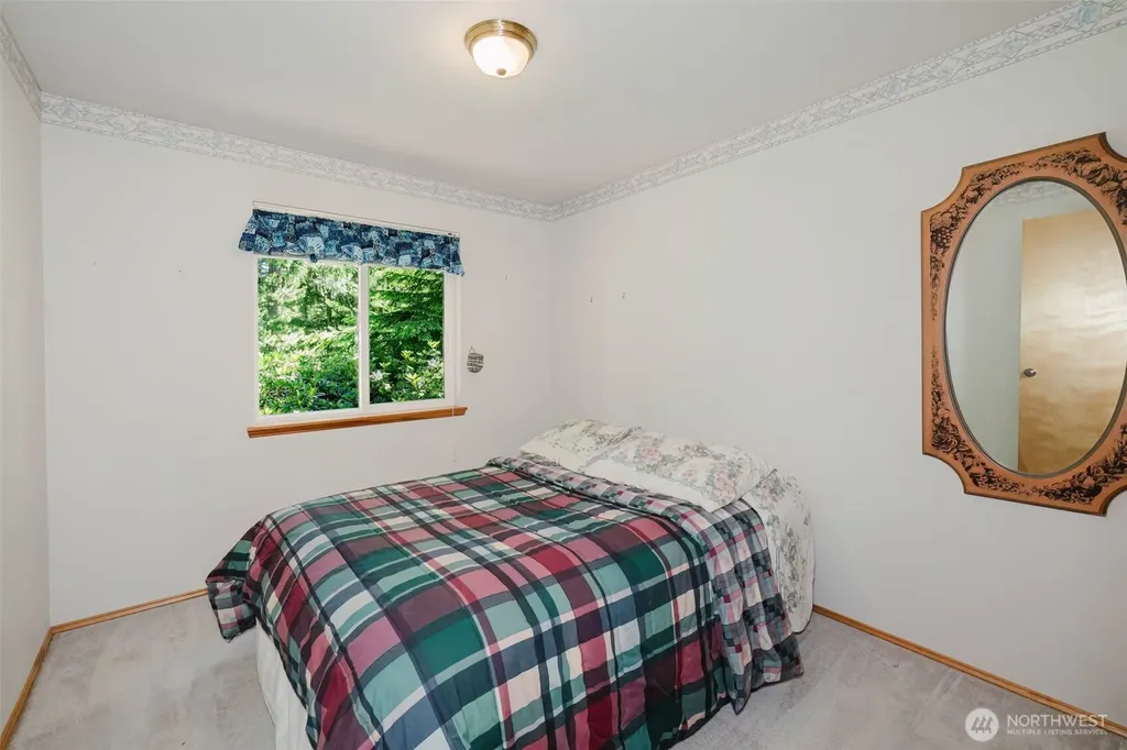 90 E Susan Lane Union WA 98592