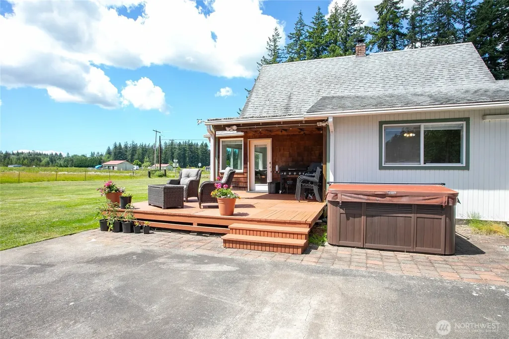 7506 Woodland Road Ferndale WA 98248