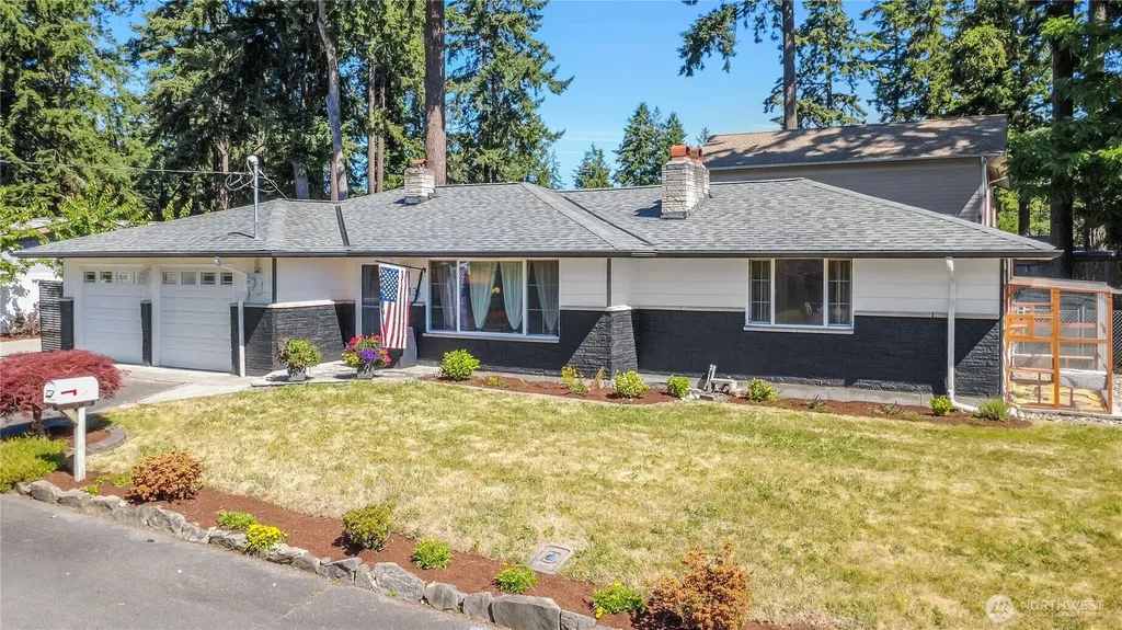 7913 Westshore Dr Drive SW Lakewood WA 98498