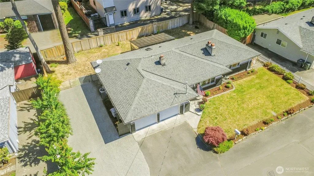 7913 Westshore Dr Drive SW Lakewood WA 98498