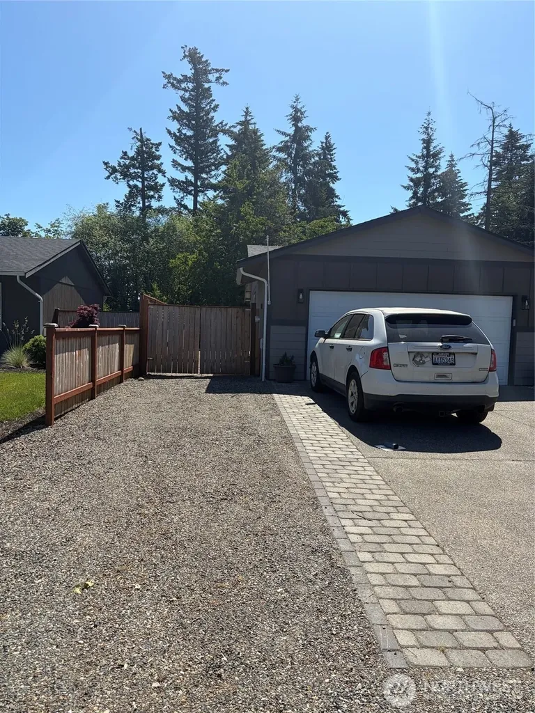 12025 Prairie Ridge Drive E Bonney Lake WA 98391