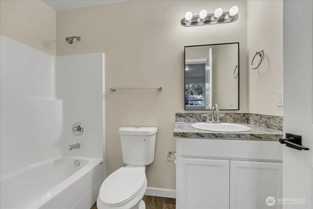 12025 Prairie Ridge Drive E Bonney Lake WA 98391
