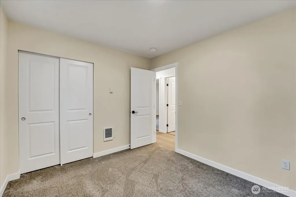 12025 Prairie Ridge Drive E Bonney Lake WA 98391