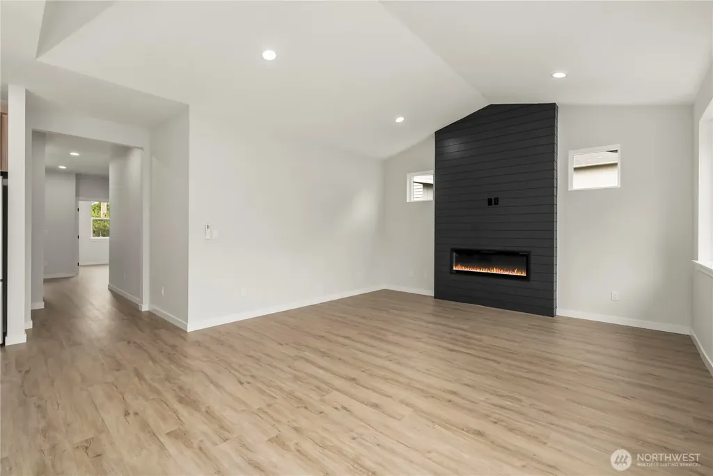756 Pioneer Street SW Tumwater WA 98512