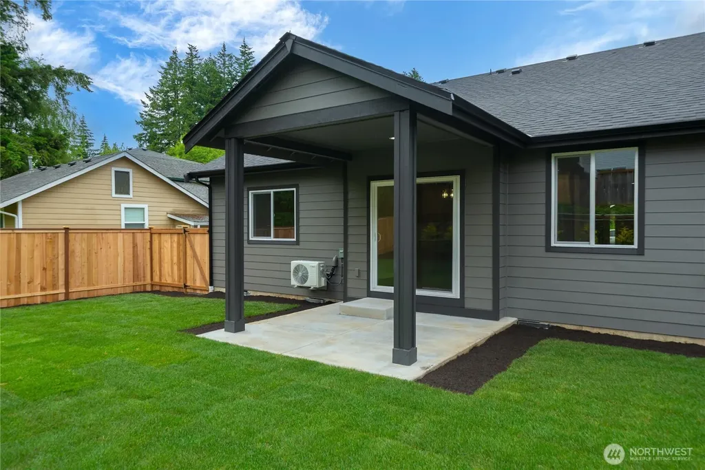 756 Pioneer Street SW Tumwater WA 98512