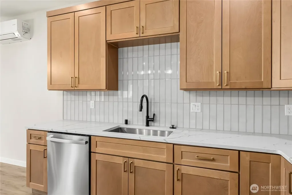 756 Pioneer Street SW Tumwater WA 98512