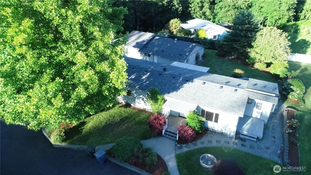 219 105th Avenue E Edgewood WA 98372