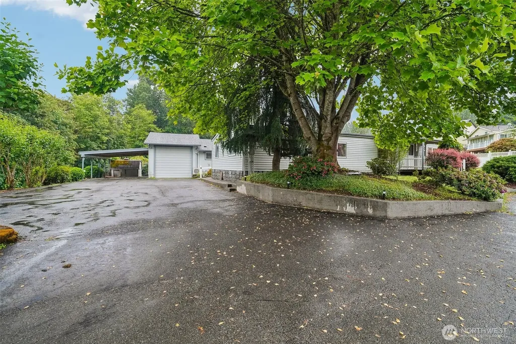 219 105th Avenue E Edgewood WA 98372