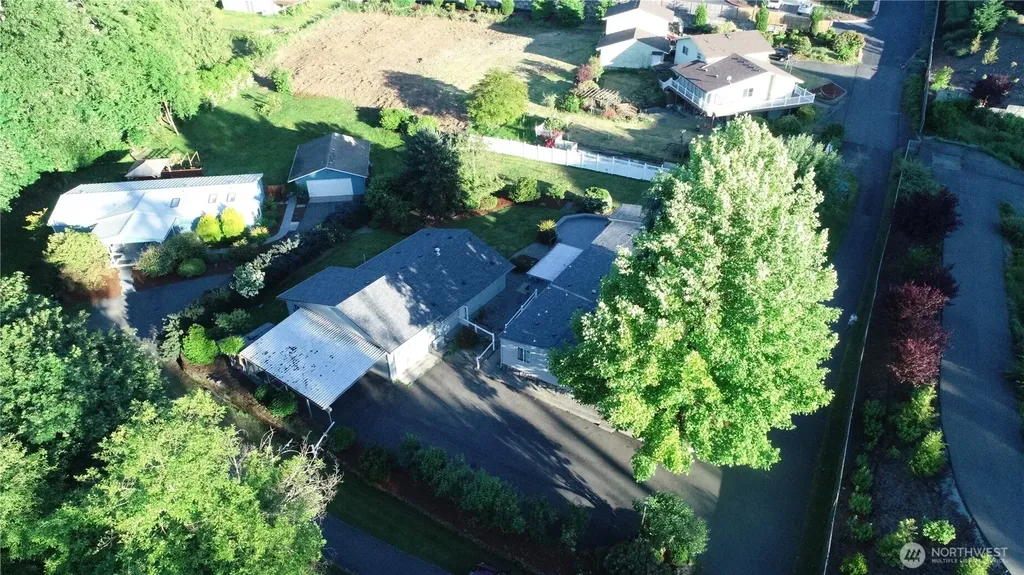 219 105th Avenue E Edgewood WA 98372