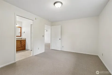 219 105th Avenue E Edgewood WA 98372