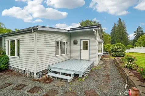 219 105th Avenue E Edgewood WA 98372