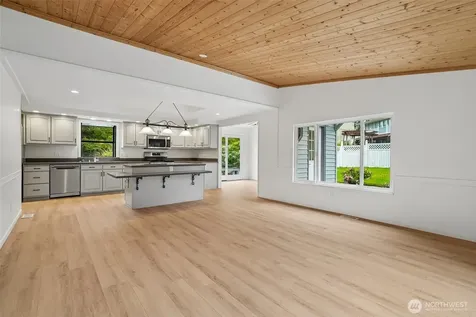 219 105th Avenue E Edgewood WA 98372