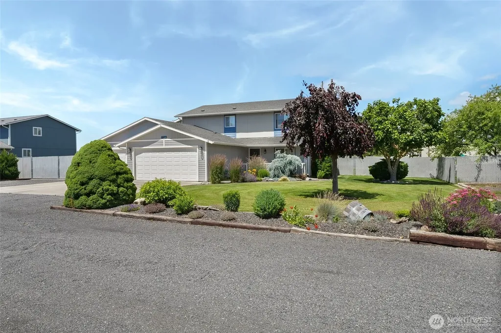 7690 Mcdougal Avenue NE Moses Lake WA 98837