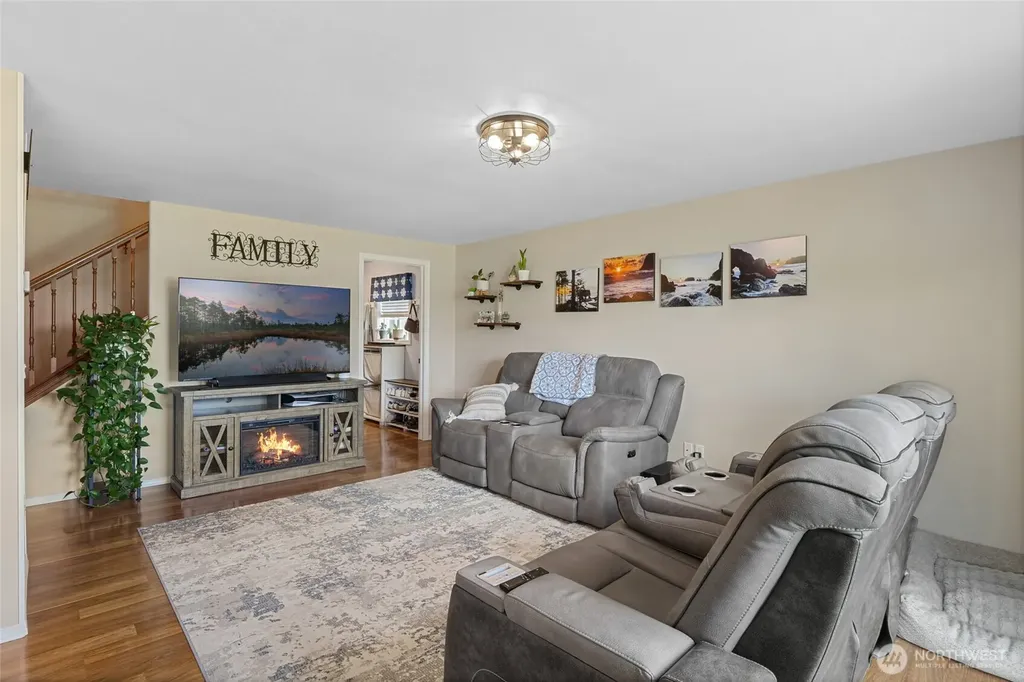 7690 Mcdougal Avenue NE Moses Lake WA 98837