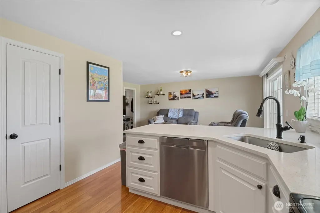7690 Mcdougal Avenue NE Moses Lake WA 98837