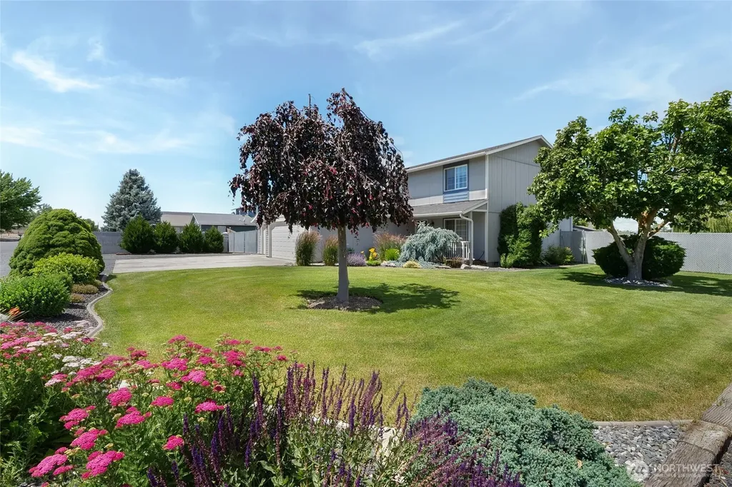 7690 Mcdougal Avenue NE Moses Lake WA 98837