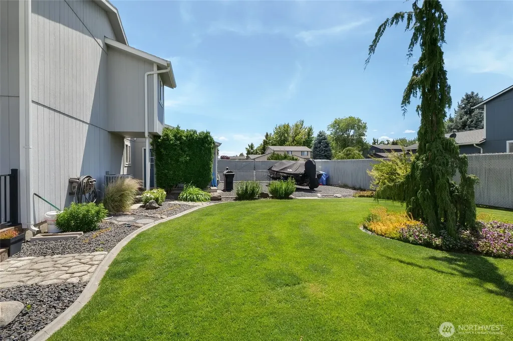 7690 Mcdougal Avenue NE Moses Lake WA 98837