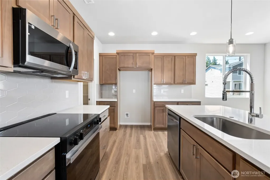 18510 SE 271st Place Covington WA 98042