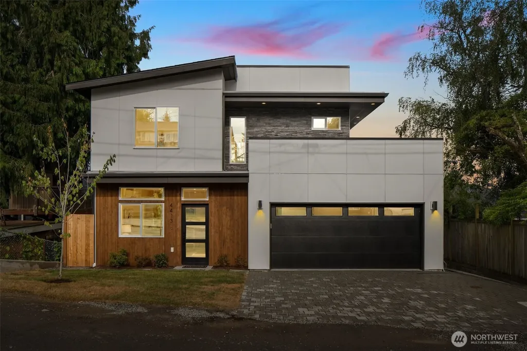 4413 50th Avenue SW Seattle WA 98116