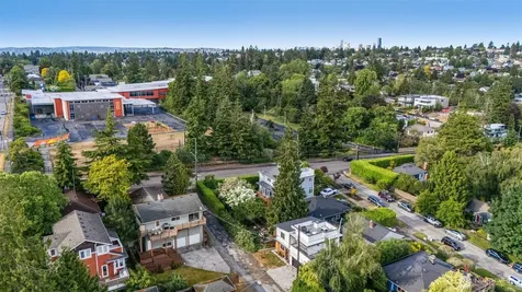 4413 50th Avenue SW Seattle WA 98116