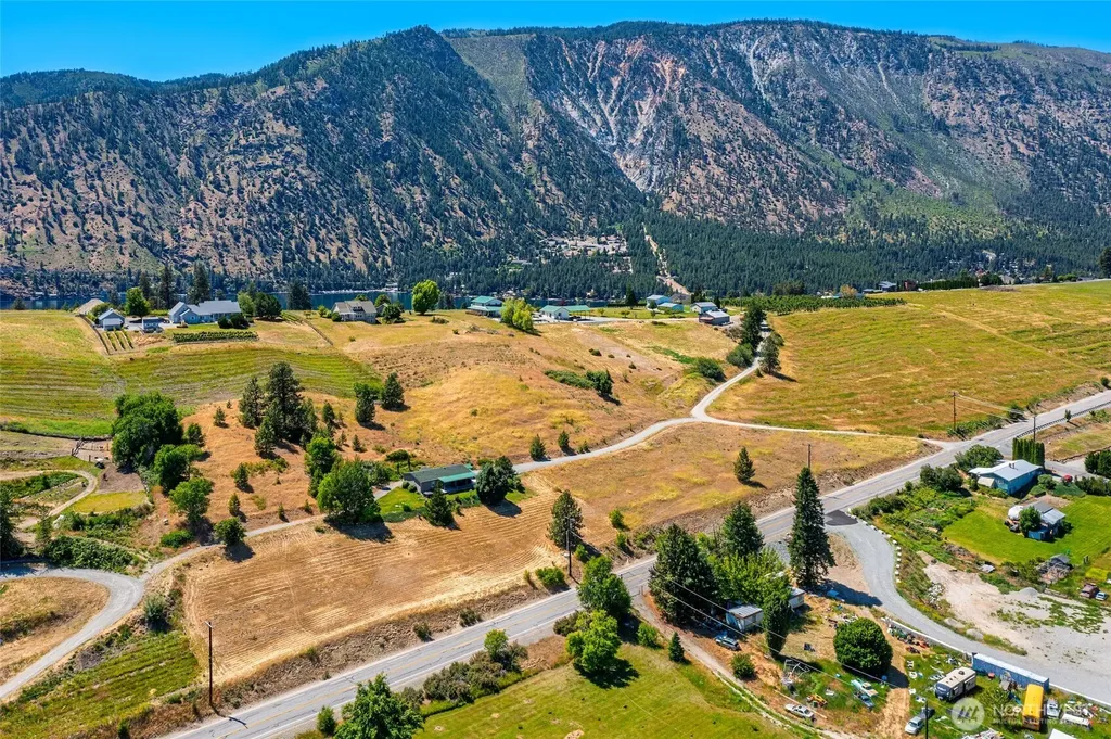 32 Barkley Road Manson WA 98831