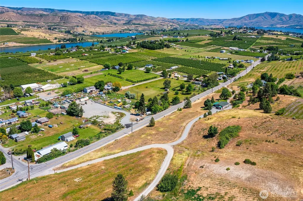 32 Barkley Road Manson WA 98831