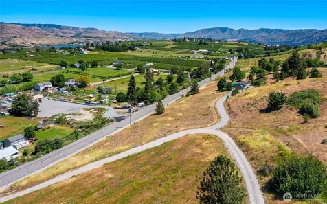 32 Barkley Road Manson WA 98831