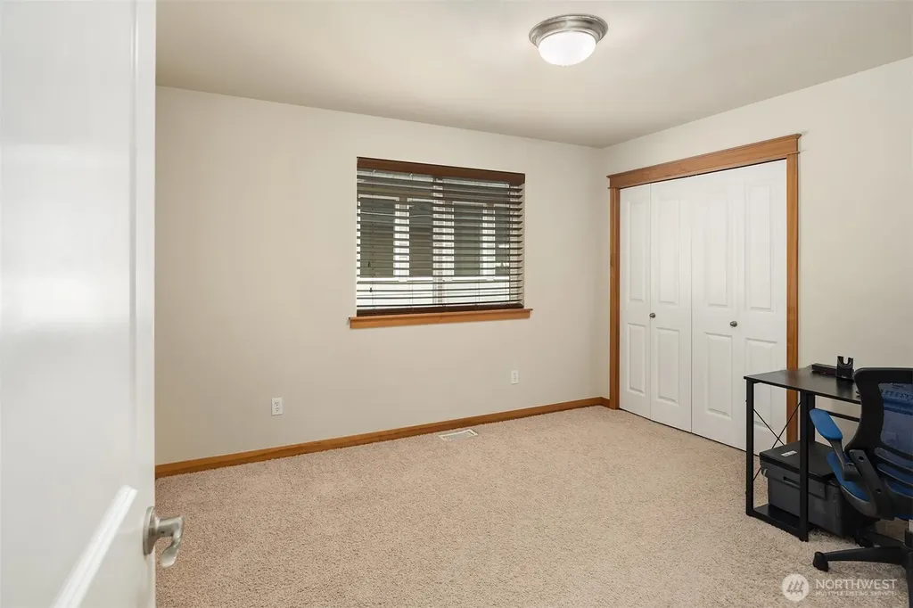 18430 42nd Avenue SE Bothell WA 98012