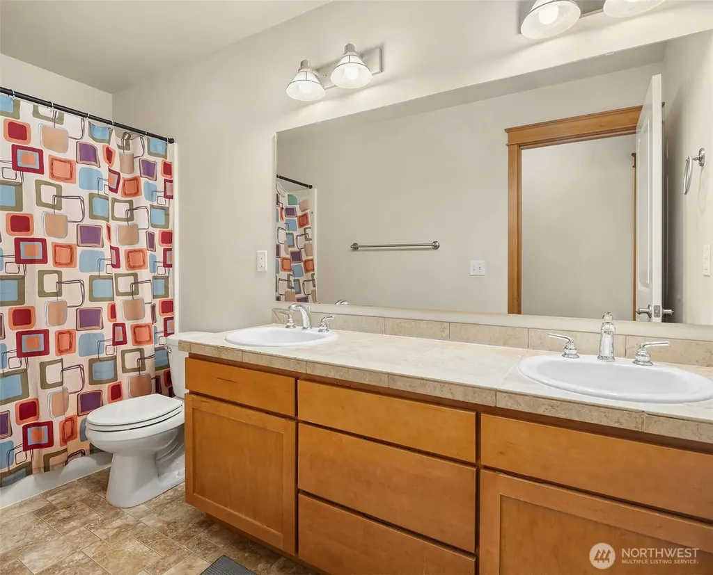 18430 42nd Avenue SE Bothell WA 98012