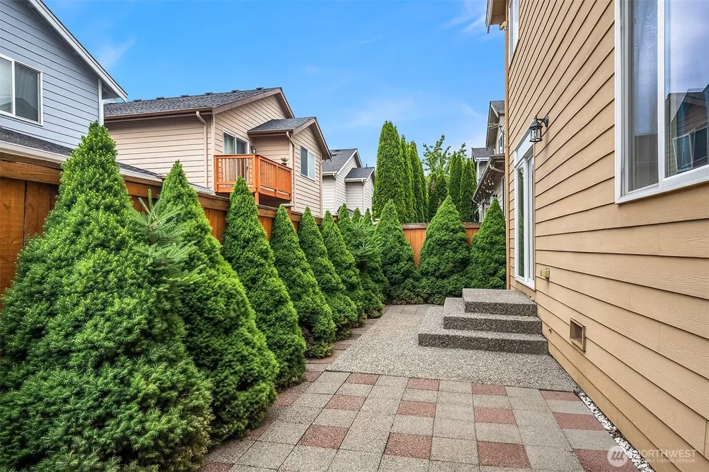 18430 42nd Avenue SE Bothell WA 98012