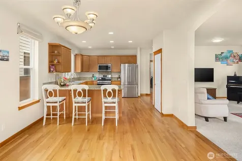 18430 42nd Avenue SE Bothell WA 98012