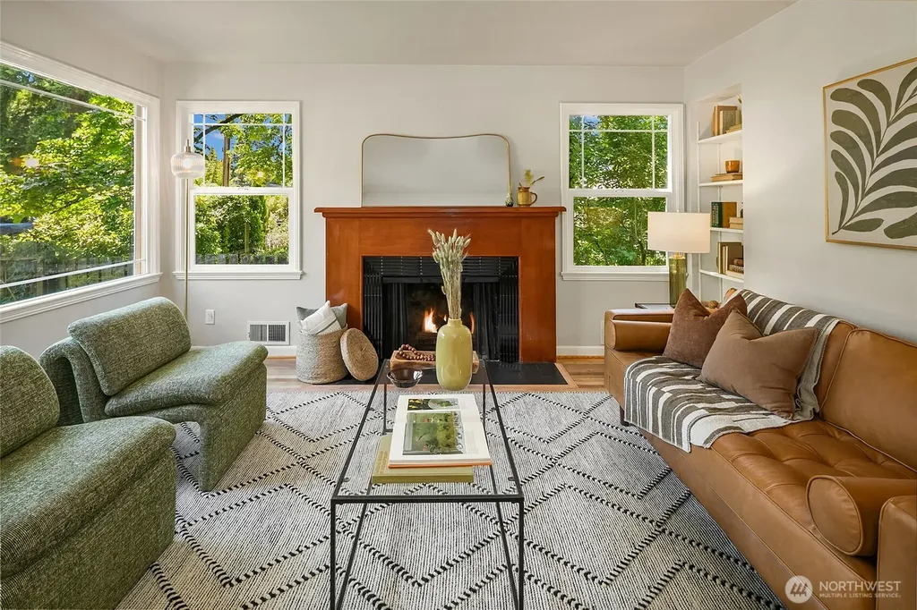 11535 40th Avenue NE Seattle WA 98125