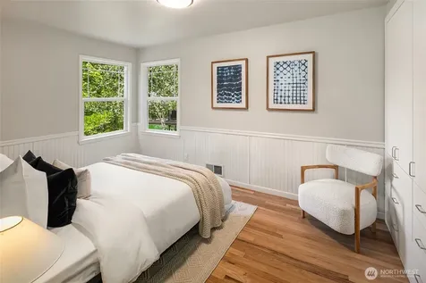 11535 40th Avenue NE Seattle WA 98125