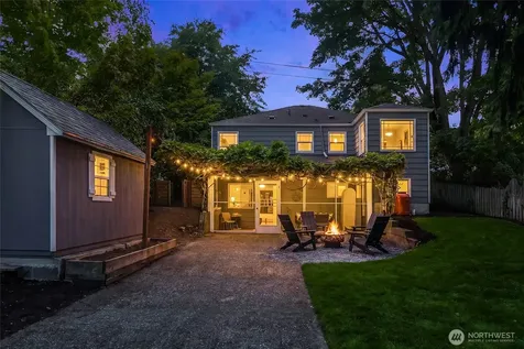 11535 40th Avenue NE Seattle WA 98125