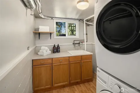 11535 40th Avenue NE Seattle WA 98125