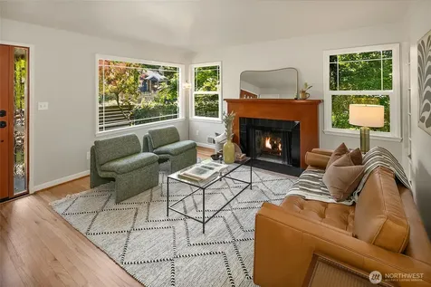 11535 40th Avenue NE Seattle WA 98125