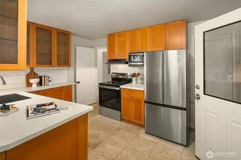 11535 40th Avenue NE Seattle WA 98125