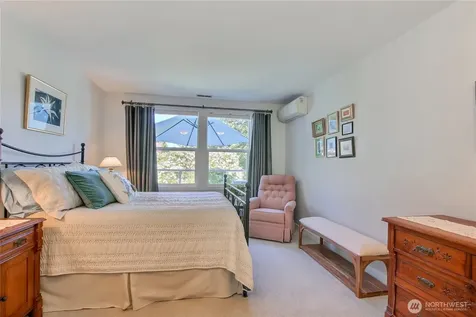 4114 Providence Point Drive SE Issaquah WA 98029