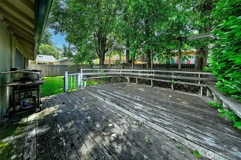 35011 27th Avenue SW Federal Way WA 98023