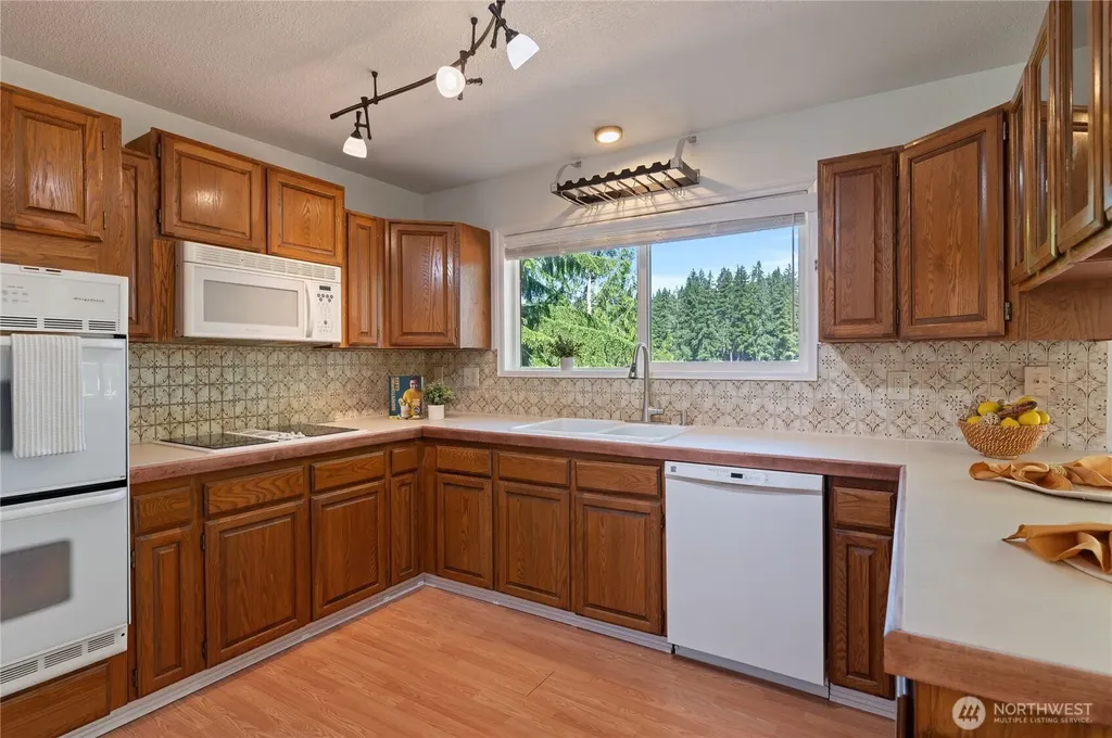 51 E Sinclair Place Shelton WA 98584