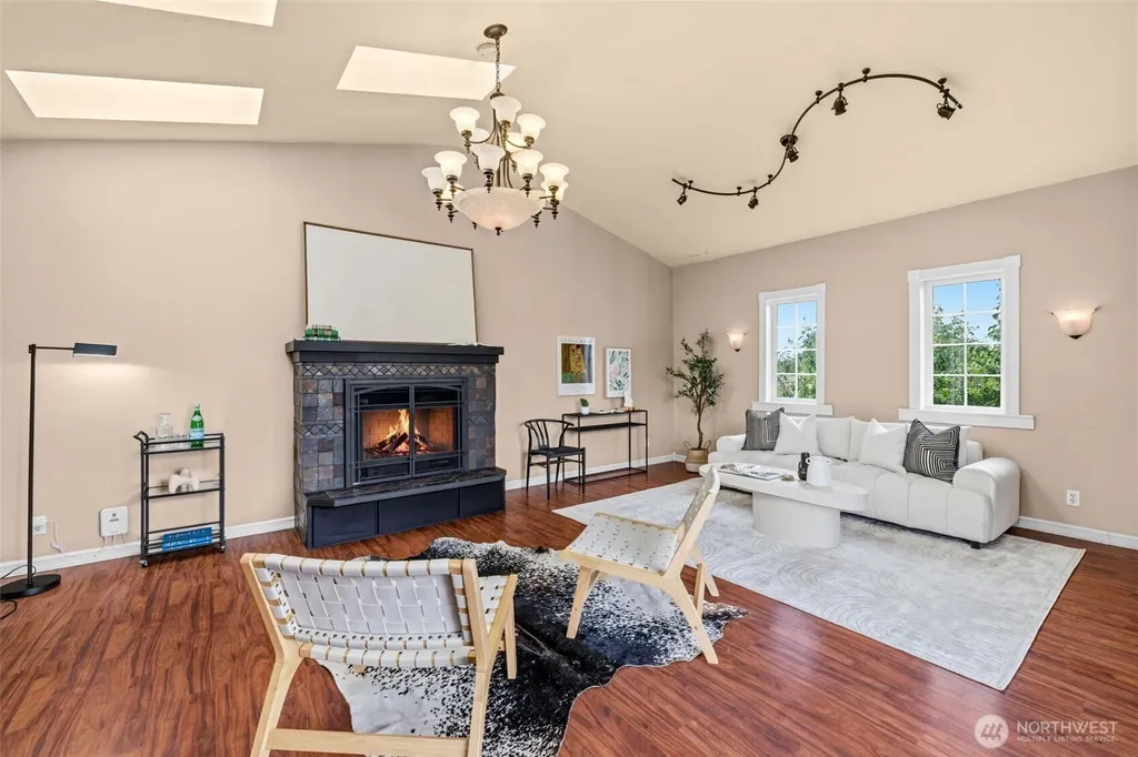 209 I Street SE Auburn WA 98002