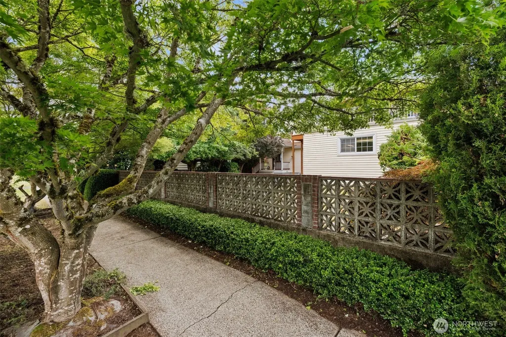 209 I Street SE Auburn WA 98002