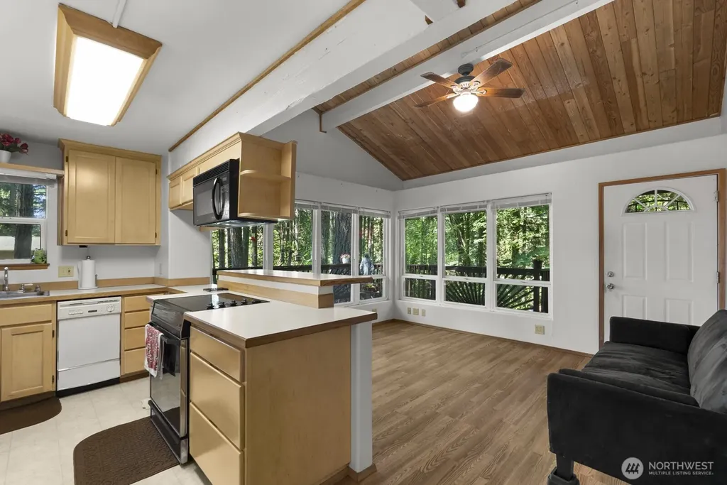 17830 Overlake Court SE Yelm WA 98597