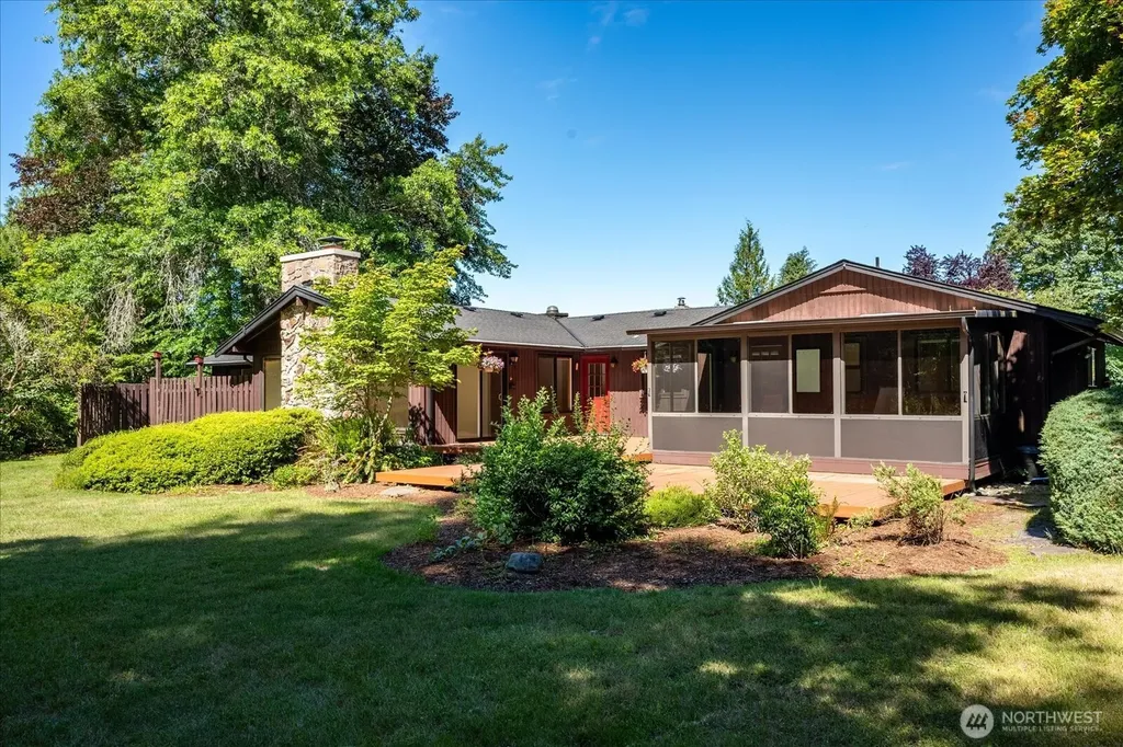 4818 354th Avenue SE Fall City WA 98024