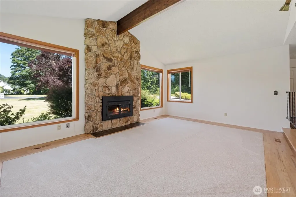 4818 354th Avenue SE Fall City WA 98024